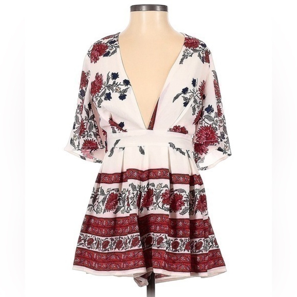 L'Atiste by Amy Paisley Print Romper Size S